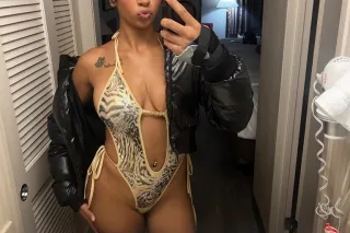 New girl in town petite, thick... - Image 3