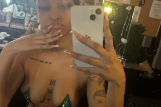 cardates (hang out with me at the casino)💦🫦 - Image 7