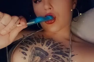 Soaking Wet, Anal ✅️ Throat goat 🍆Cum see your JUICEY BOOT snowbunny ❄ 🐇😜😻💦🍆 - Image 5