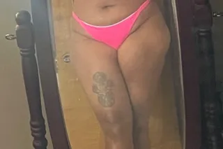 Your 6'4" Fantasy 🦋 - Image 2