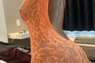 BACK IN TOWN 😻Pretty 🫦Tight 🤤 Wet 💋 Fun Size - Image 5