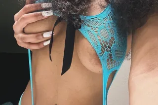 BACK IN TOWN 😻Pretty 🫦Tight 🤤 Wet 💋 Fun Size - Image 6